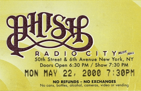 ph2000-05-22RadioCityMusicHallNYC (2).png
